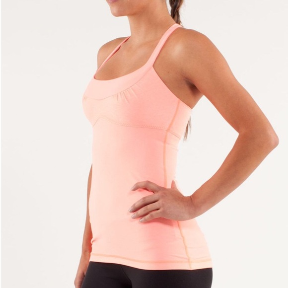 Lulu 🍋 scoop me up Tank size 6 - Picture 3 of 11